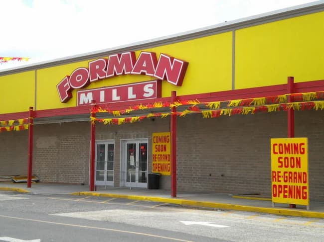 forman mills store hours