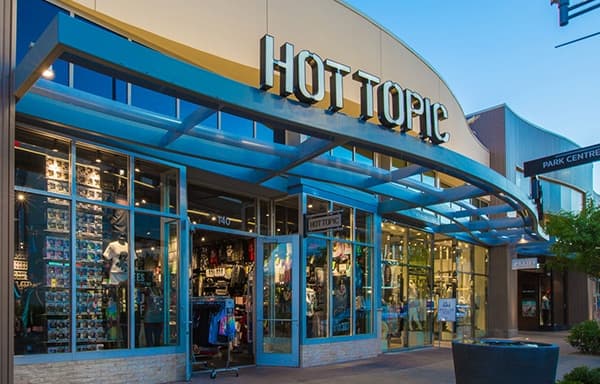 hot topic opening hours