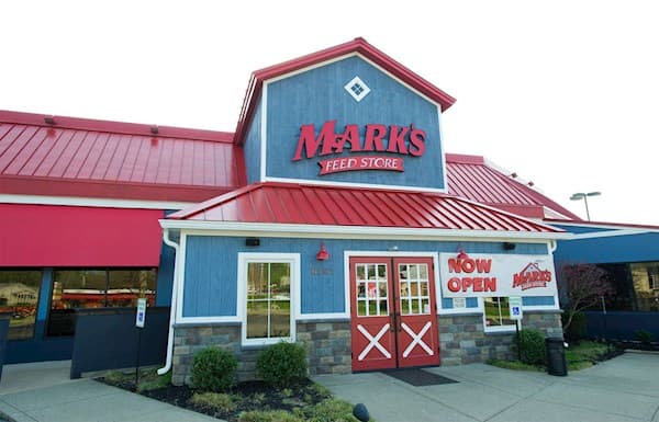  marks feed store hours 