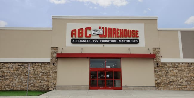 abc warehouse hours