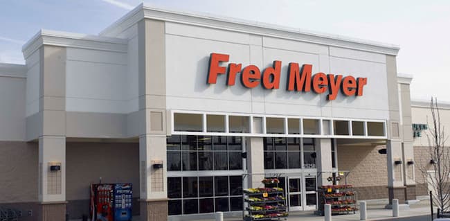 what time does fred meyer close today
